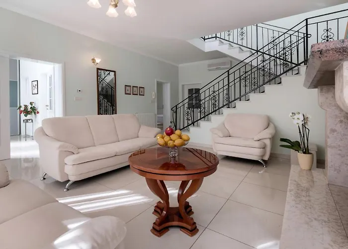 Beautiful In Holiday home *