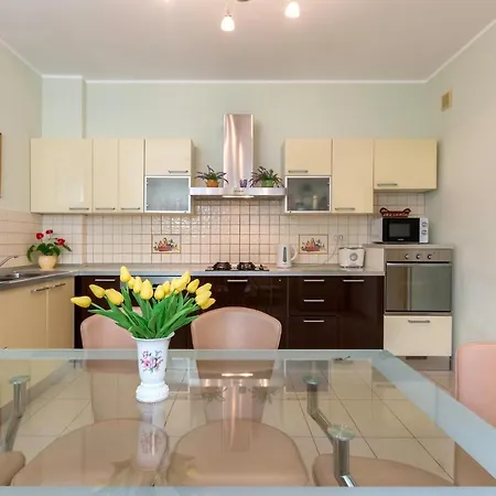 Stunning Home In Pula * Pola