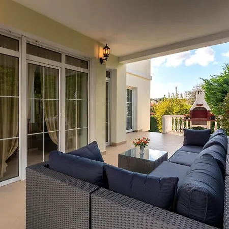 Stunning Home In Pula *