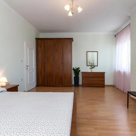 Stunning Home In Pula *